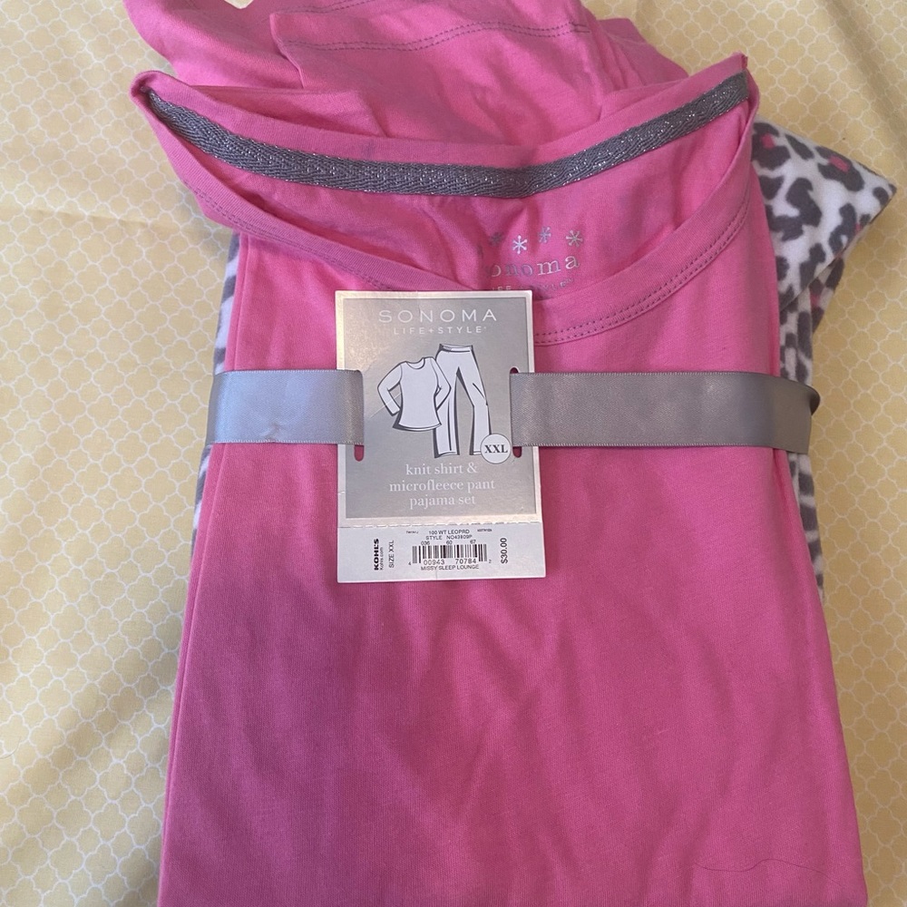 Sonoma Women’s Never Worn Pink Pajama Set